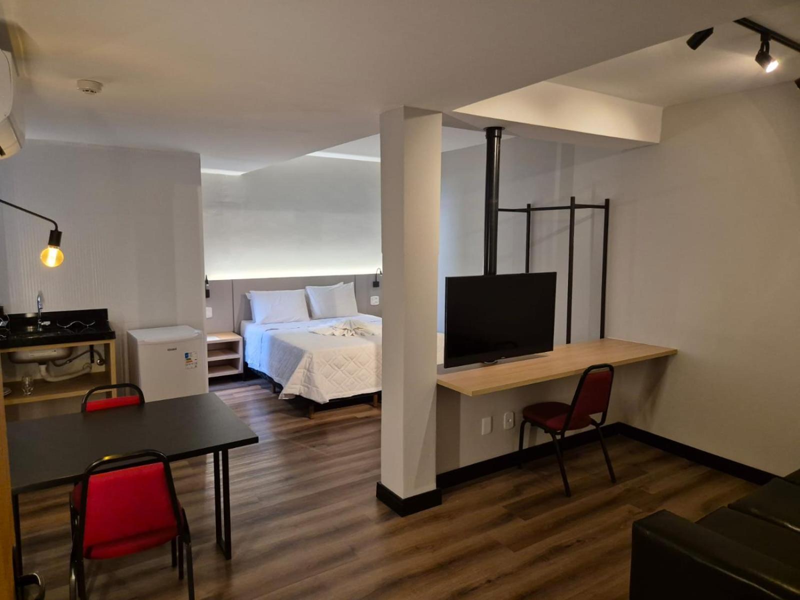 Panorama Hotel 고베르나도르 발라다레스 외부 사진
